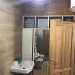 Nyaraló Gjiri Lalzit *