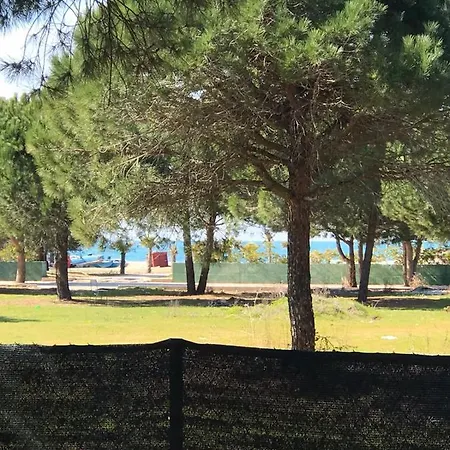 Gjiri Lalzit Prázdninový dům *